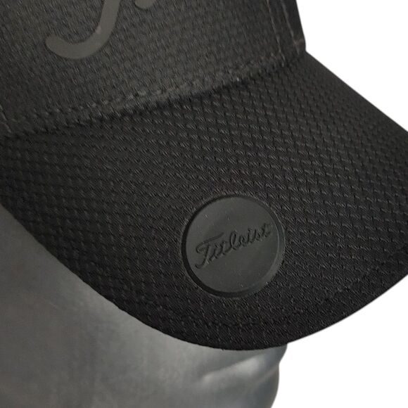 Titleist Hat Cap Adjustable Strap Back Adult Black Orchard Ridge Country Club - Picture 4 of 9